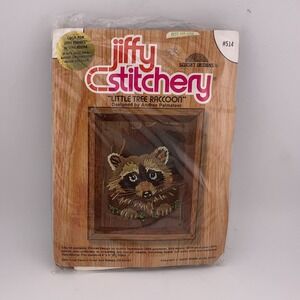 VNTG Jiffy Stitchery Little Tree Raccoon Crewel Embroidery Kit514 Sunset Designs